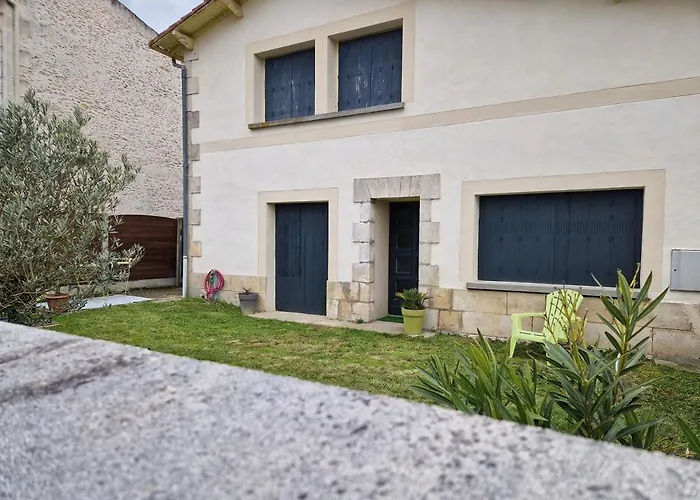 Maison Typique Royannaise Dans Un Quartier Calme Villa *