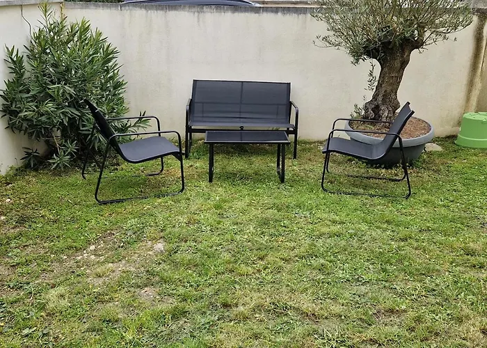 Maison Typique Royannaise Dans Un Quartier Calme Villa